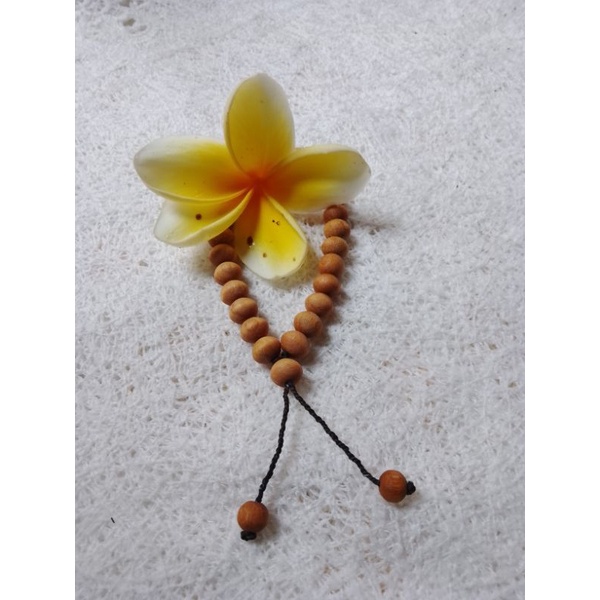 Gelang kayu Dewandaru