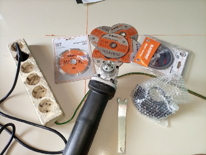 Doliz Ba 730 Mesin Gerinda Tangan 4 Inch - Angle Disc Grinder Ba730