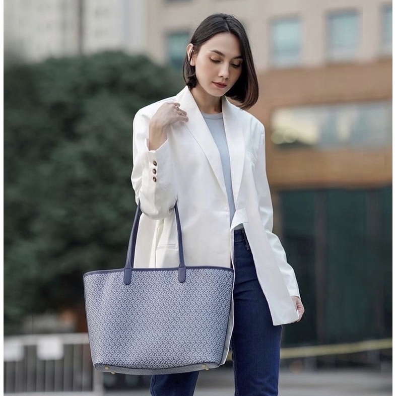 Buttonscarves Izzy canvas tote bag navy