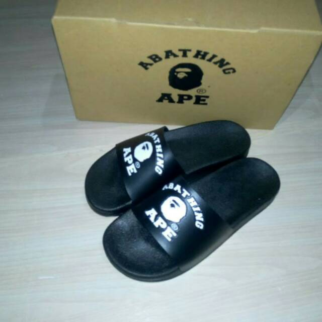 bape flip flops