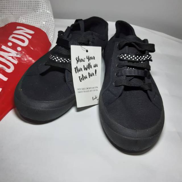 SALE Sepatu Rubi Cotton On