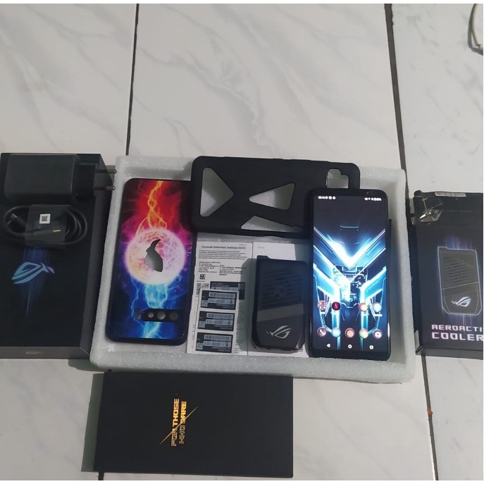 ROG PHONE 3 RESMI 8/128GB ROGPHONE3 ASUS ROG 3 FULLSET SECOND LIKE NEW TAM