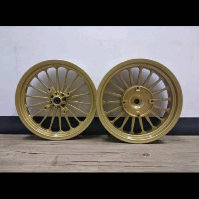 Velg vrossi copy daytona pcx plus cakram dan ban belakang