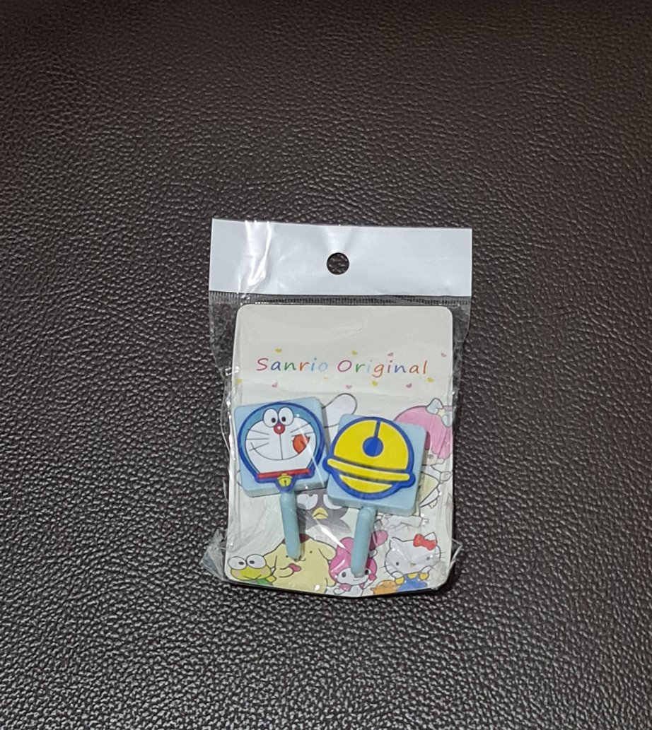 Gantungan Capstock Hook Tempel Doraemon Serbaguna
