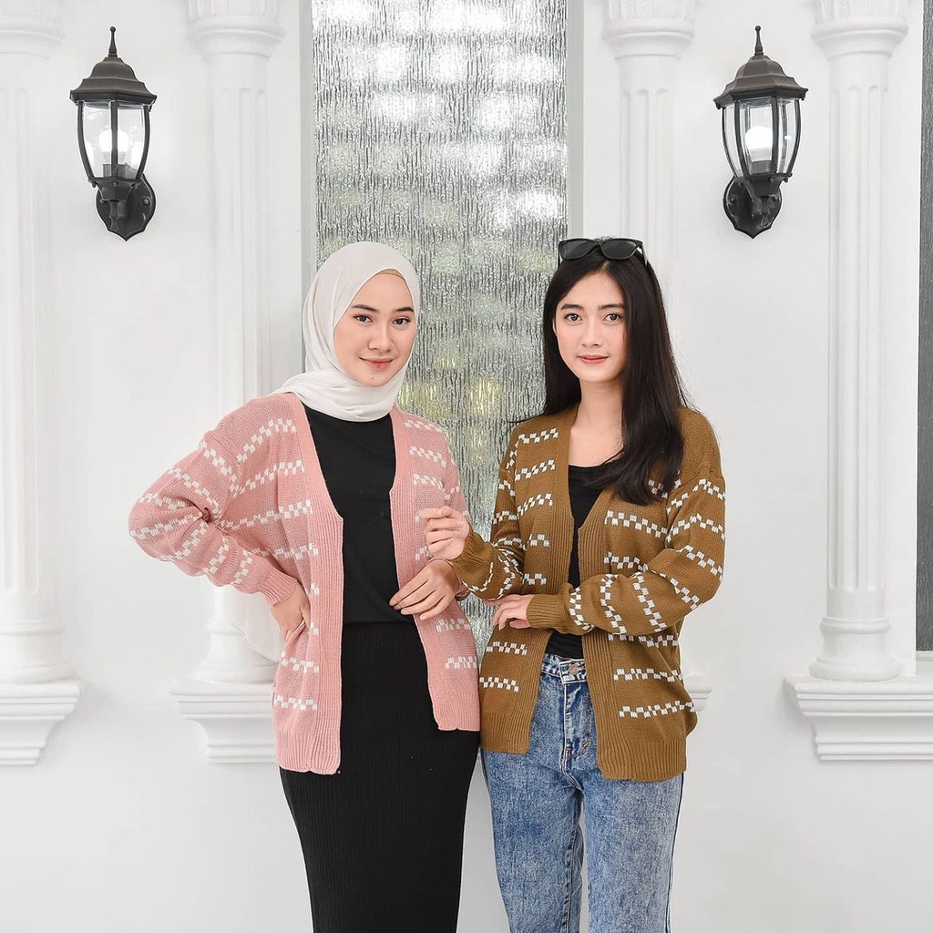 Outwear Rajut Wanita Mozy Oxy Cardigan Motif Kotak-kotak