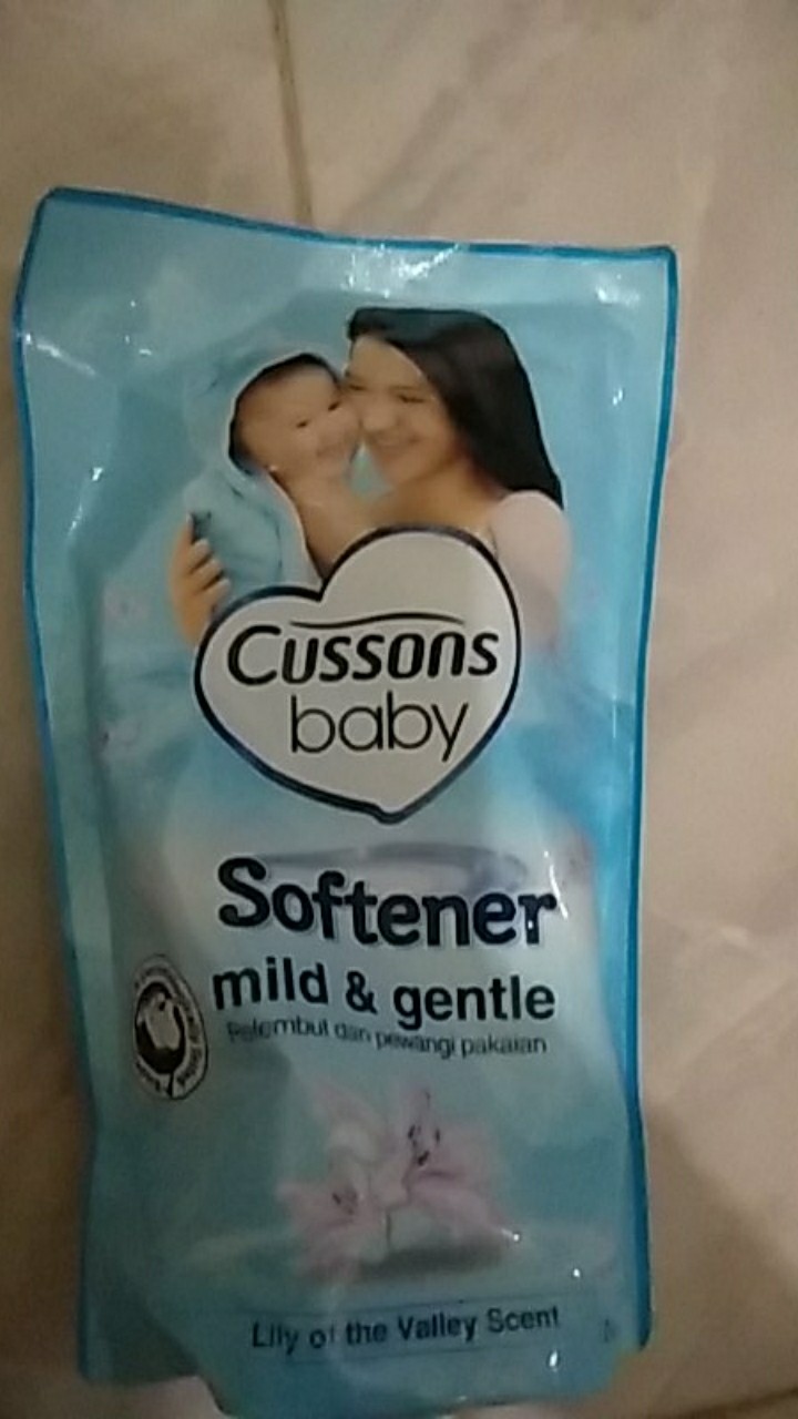 Cussons Baby Softener - Pelembut Pakaian Refill 700ml 700 Ml