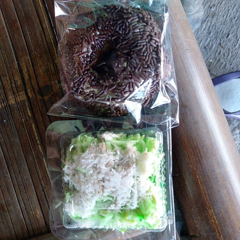 

Doctor Donut