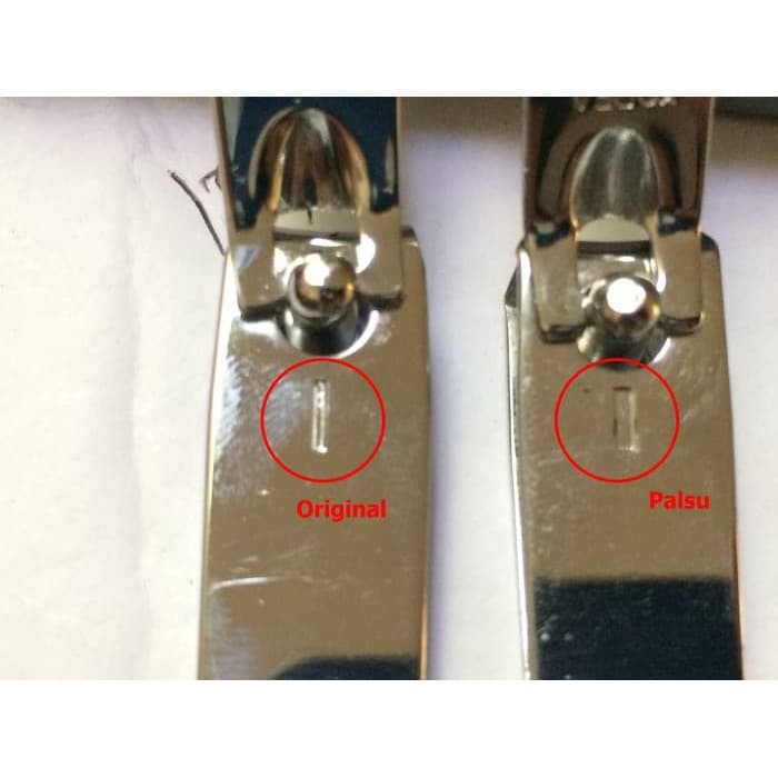 

Gunting Kuku 777 Emas/ gold kecil N602G