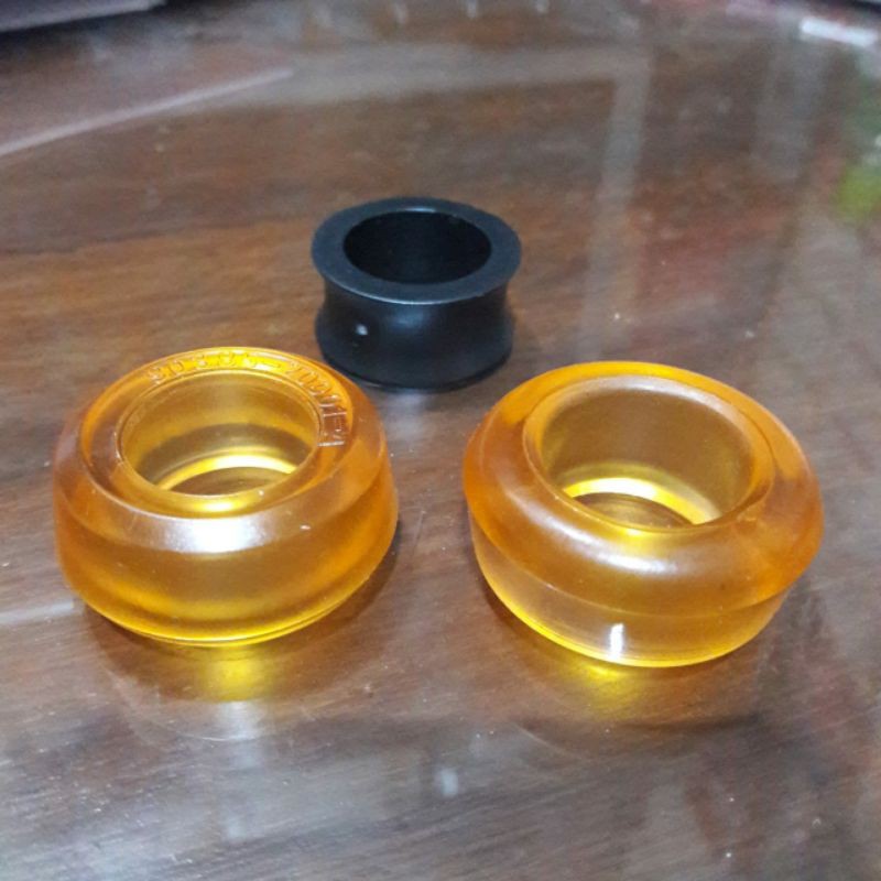 Karet stabil belakang / bushing lateral mobil avanza , xenia