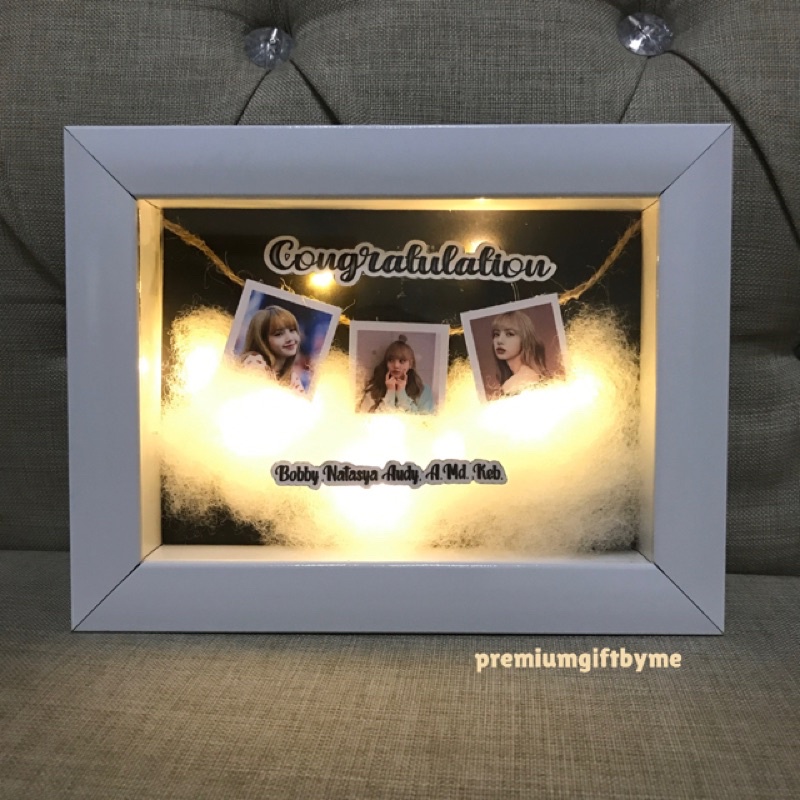 [BOX PREMIUM+BUBBLE] CUSTOM Cloudy Frame 3D 5R LED Kado Ultah Hadiah Pernikahan Gift Paket Wisuda Ulang Tahun Tunangan Kelahiran Hampers Premium Murah Unik Estetik Aesthetic Sahabat Pacar Istri Bayi Anak Box Figura Pigura Lampu