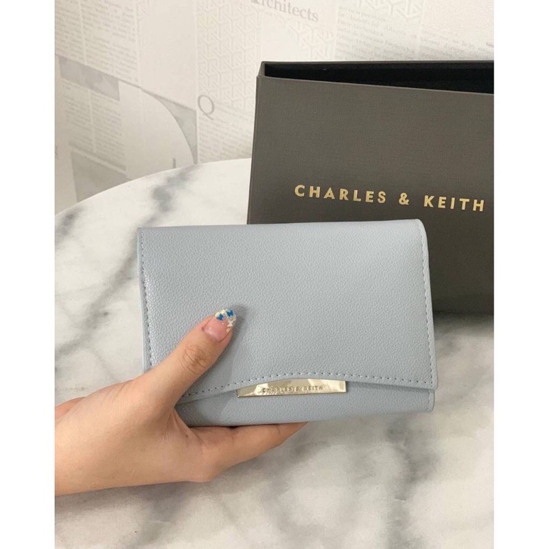 Dompet Charles And Keith