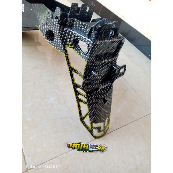 spakbor belakang Vixion old coak carbon yerex