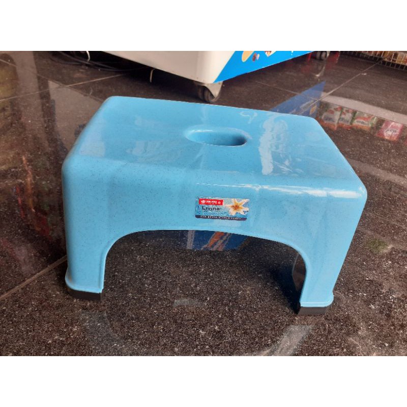 Kursi jongkok Lion Star Livina