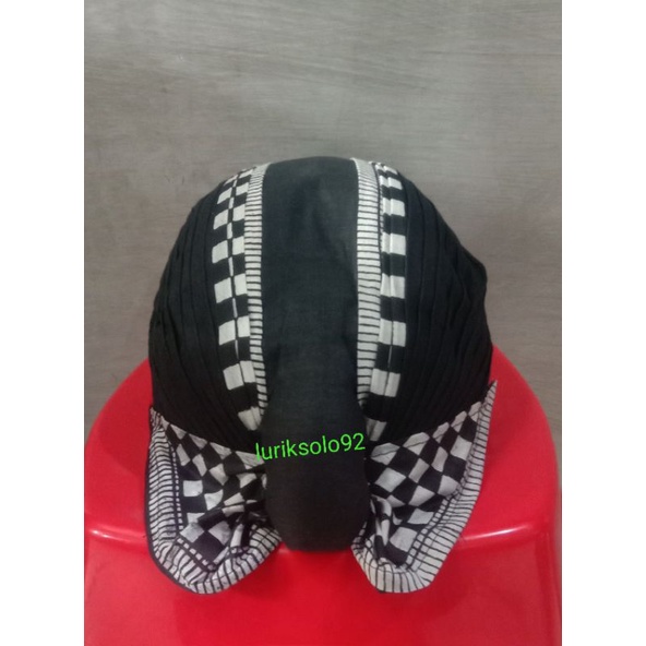 Blangkon Jogja Jebeh Lipat Motif Catur