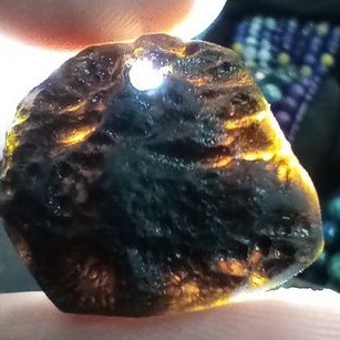 bahan batu satam asli (meteorid)