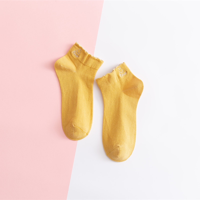 OVERFLOWS.ID Kaos Kaki Import Mata Kaki Ankle Sock Pendek Wanita Remaja Motif Smile Gelombang Kaos kaki Miki Lucu-SMILE MUSTARD