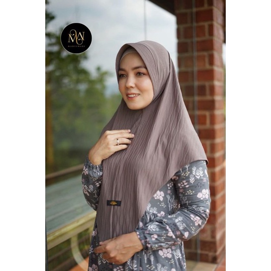 HIJAB BASIC PLISKET GELOMBANG by Maheswari