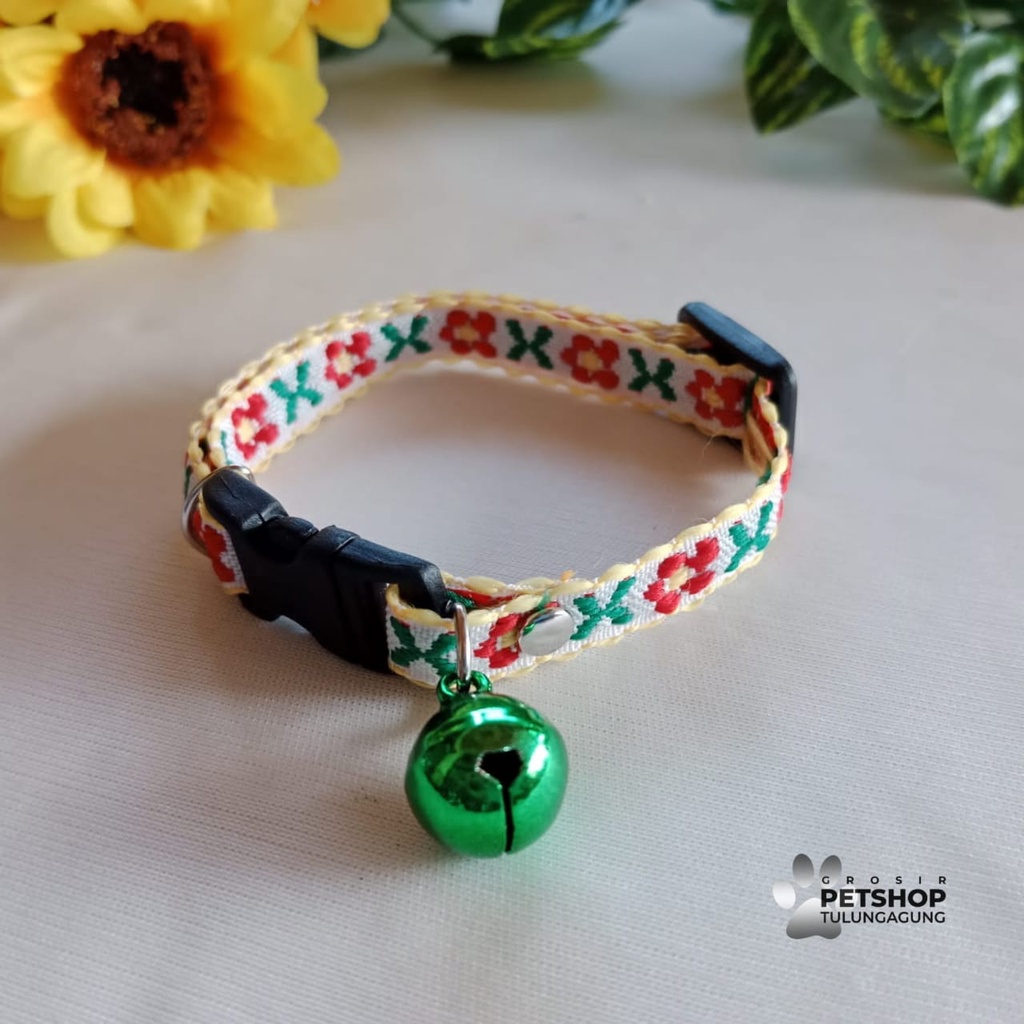 Kalung Kucing Dan Anjing Motif Bunga Silang 1 Lonceng bahan tebal