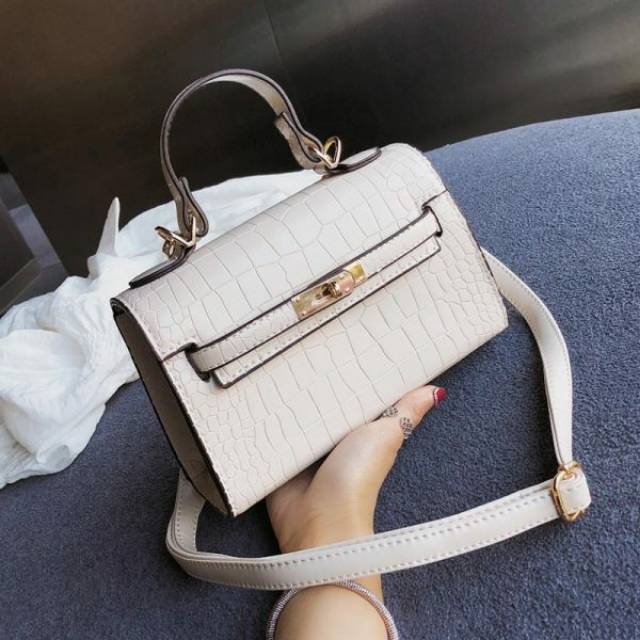 EL 274 Risce Tas selempang kulit import wanita cewek JAKARTA BATAM CR 7042 GT 1335 BQ 2440 GI 125452 LT 1509