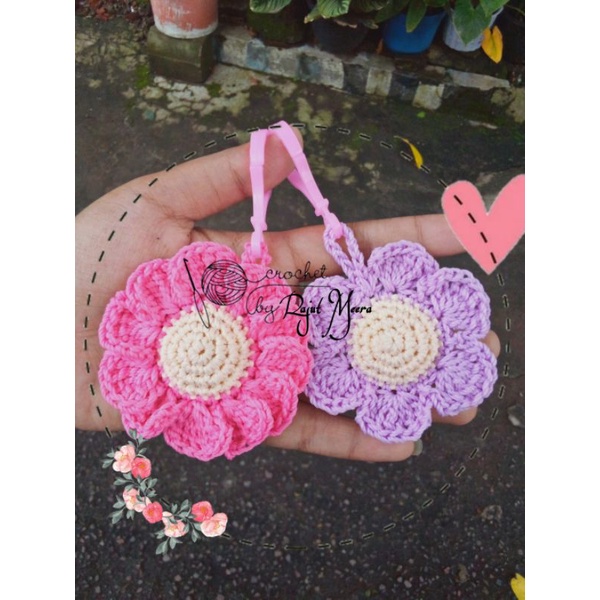 ganci rajut / ganci bunga / souvenir gantungan kunci