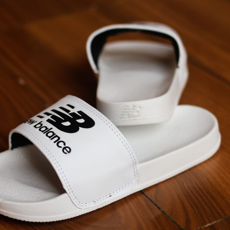 Sandal Slide Kasual New Balance NB White Black Varcity Sendal Slip On Pria Casual