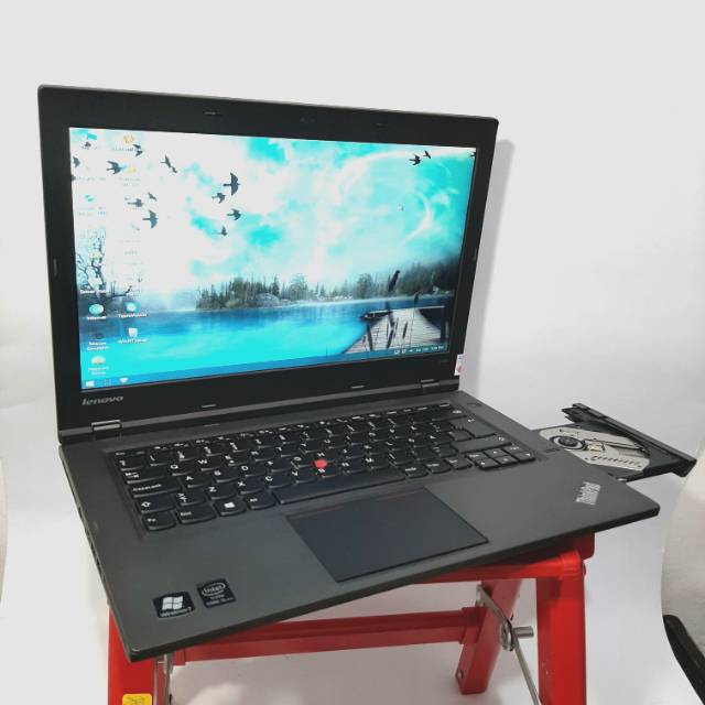 Lenovo Thinkpad L440 Core i5 TERMURAH Gen 4th RAM 4GB 320GB Harddisk