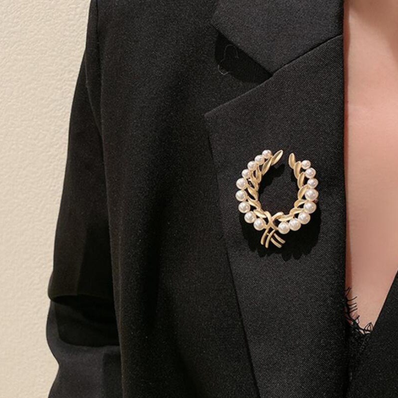 Bros Bentuk Bunga Aksen Mutiara Gaya Korea pin bross aksesorisbrooch