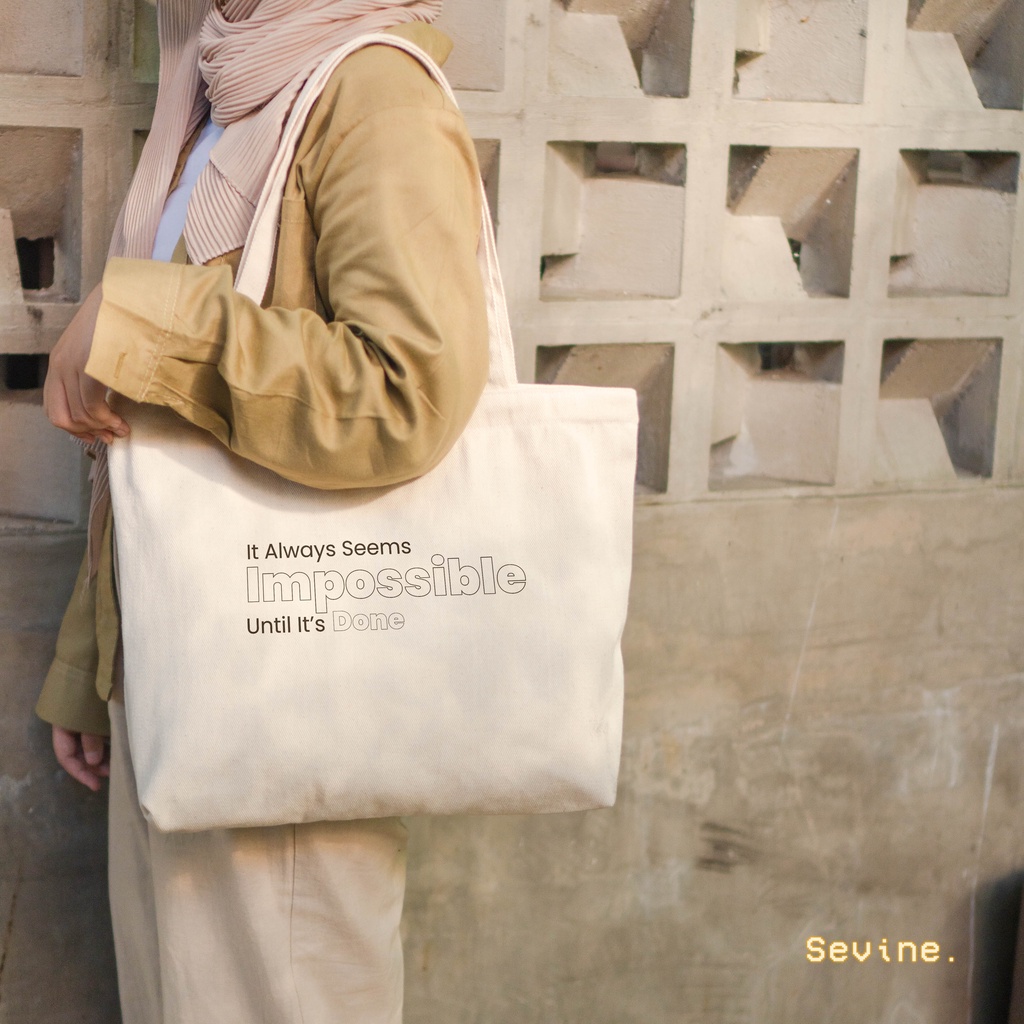 Sevine Tote Bag Kanvas Emily Resleting Tas Wanita Kuliah Fashion Laptop Totebag Quotes Art Series - VTW