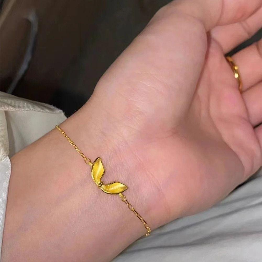 Mxbeauty Gelang Emas Pasir Kreatif Elegan Warna Emas Handmade Perhiasan Tembaga Telinga Kelinci Cincin Lucu