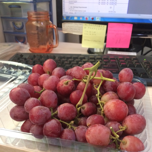 

Anggur red globe/ red globe grapes import