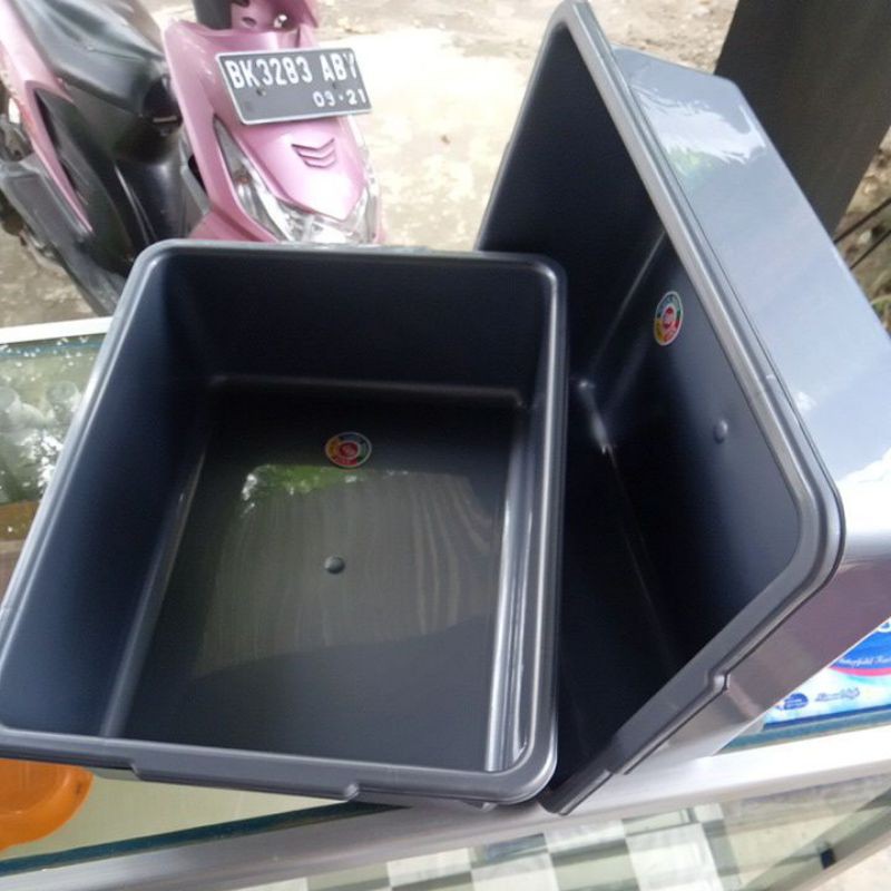 LITTER BOX/BAK PASIR KUCING SIZE M