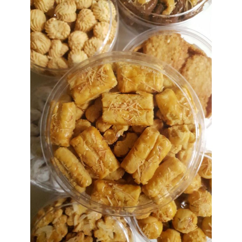 

Kue Kering Kaastangels 400gr