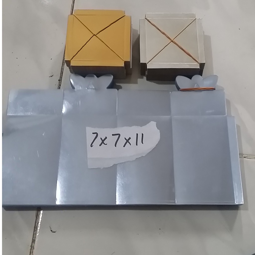 Kotak Mika Souvenir &amp; Kemasan Souvenir Uk. 7 x 7 x 12 cm