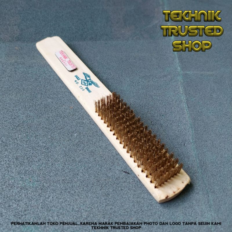 Sikat kawat kuningan 18 x 8 alur baris berkualitas Gagang kayu