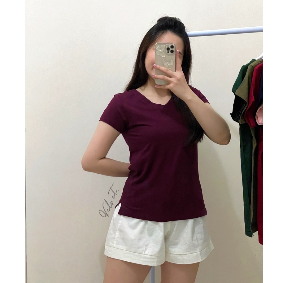 Kaos Vneck Wanita premium / Tshirt V neck Wanita