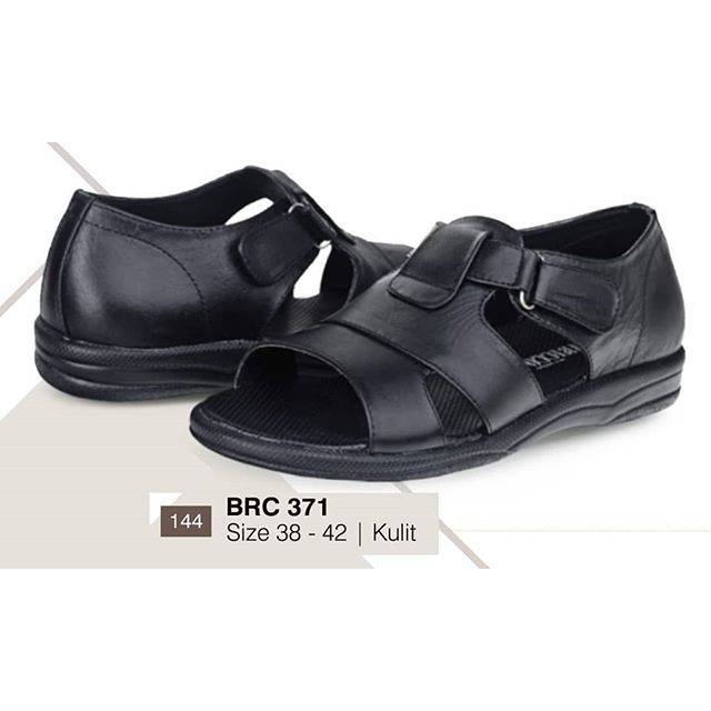 sandal casual pria, sandal cowok,sepatu sandal pria , sandal cowok keren BRC 371