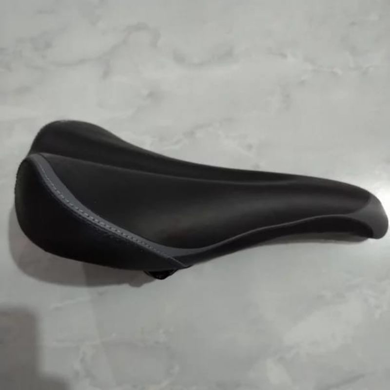 SADEL SPEED HITAM JOK SEPEDA MTB BMX FEDERAL TOURING LIPAT ROADBIKE DLL