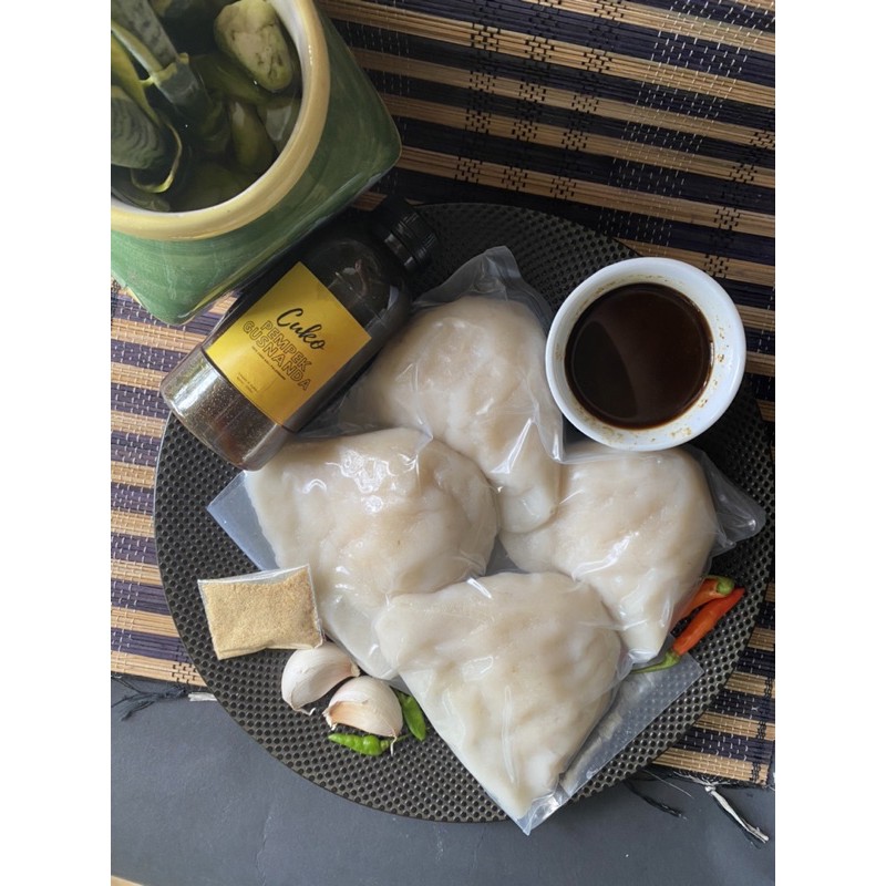 

Pempek Kapal Selam Frozen (Tenggiri)