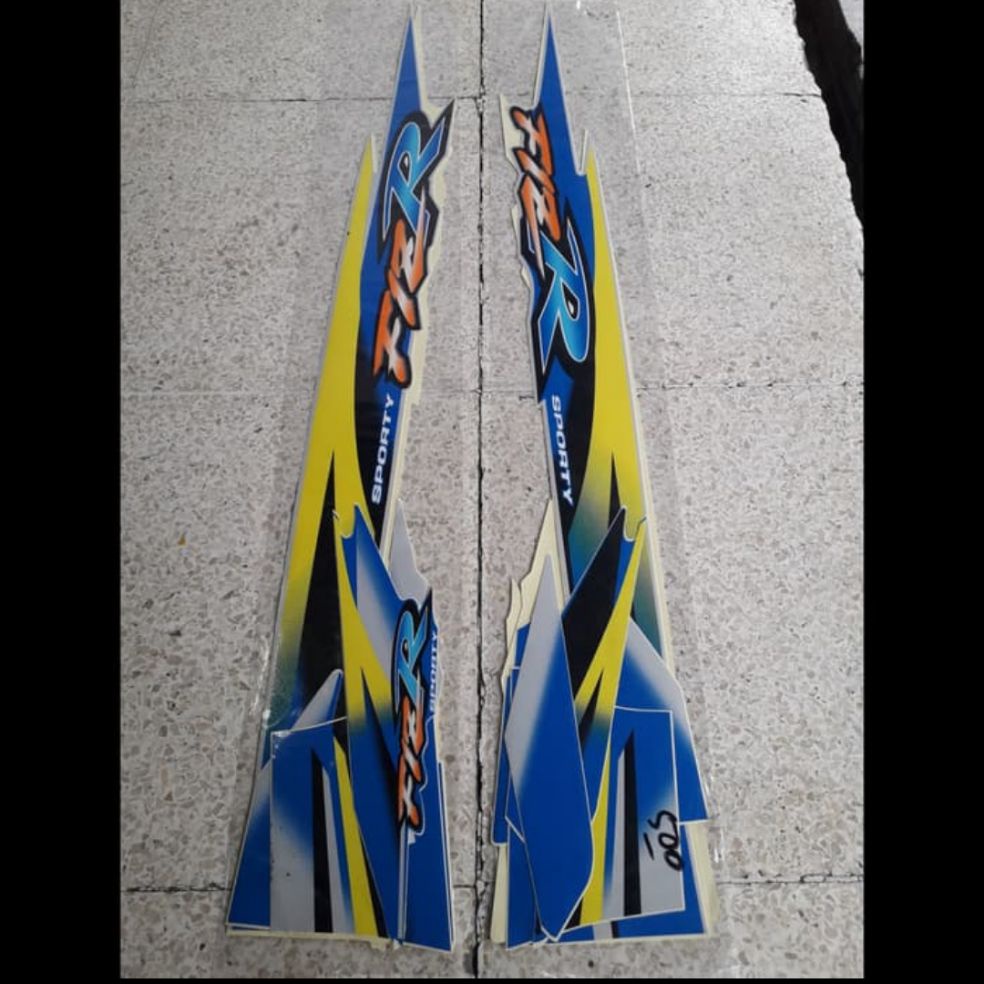 BISA COD stiker striping list body fizr f1zr le 1999 putih biru kuning TERMURAH