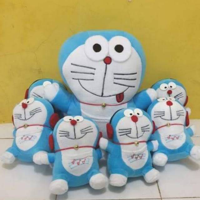 Boneka doraemon beranak 6