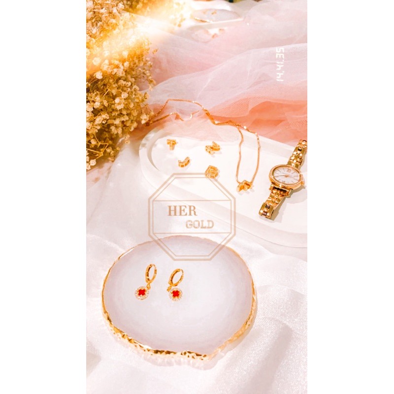 OLIVE Earring gold 18k