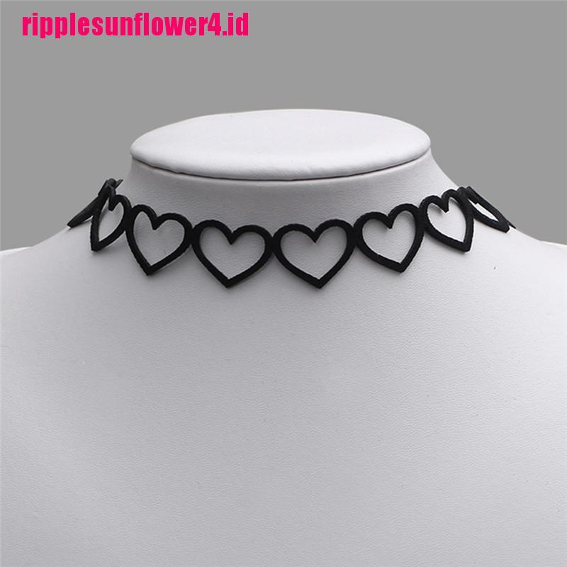 Kalung Choker Velvet Aksen Hati Gaya Punk Gothic Vintage Untuk Wanita