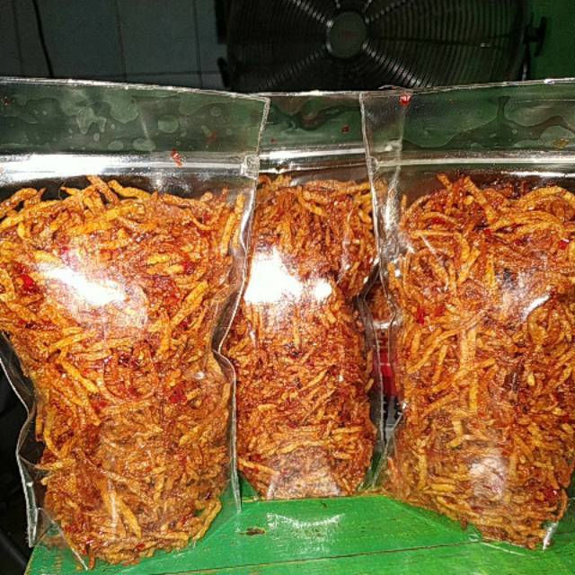 

Kentang mustofa 100gr. bermacam" varian rasa.