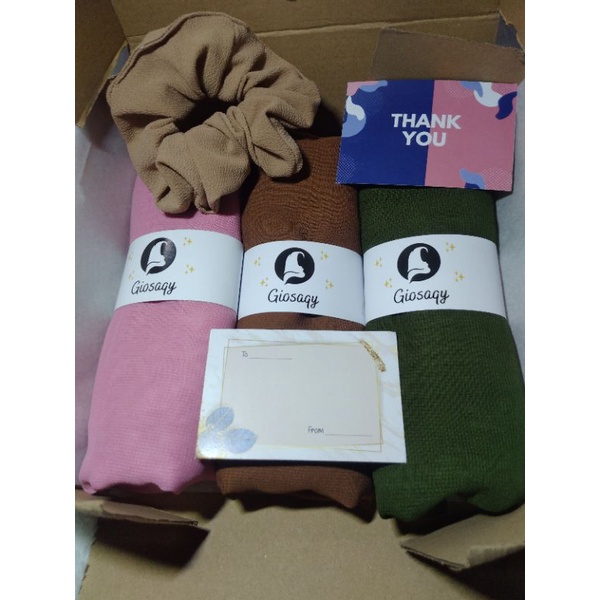 Hampers hijab/kado ulang tahun