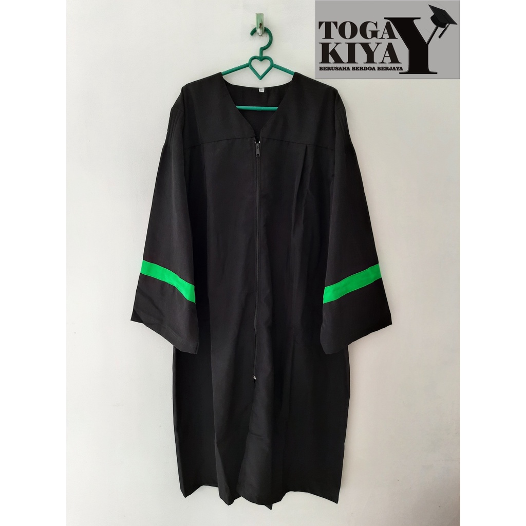 Jubah wisuda/jubah sarjana/vokasi/diploma/jubah unila/uin/jubah polos/jubah list satu