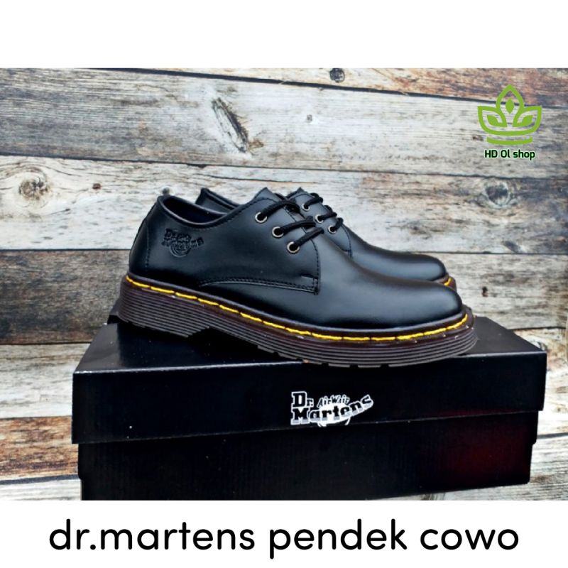 SEPATU LOW BOOT DR. MARTENS UNISEX FASHION PRIA WANITA DOKMAR PENDEK 3 HOLE DOCMART KASUAL EU 36-45