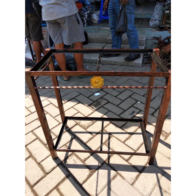 Rak aquarium 70 x 40 cm