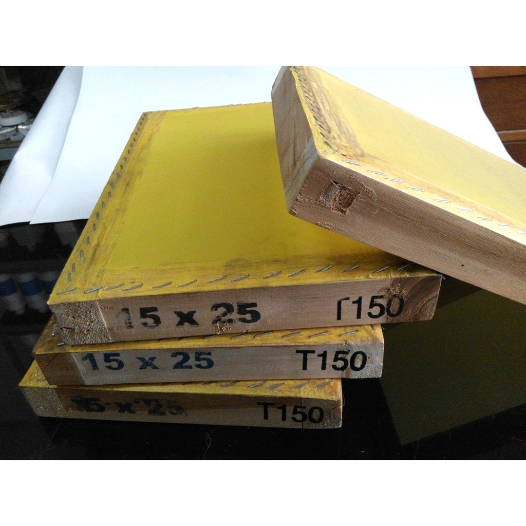 

Screen T 150 / T150 (15x25 cm) Sablon Manual Untuk Cat Oil Base