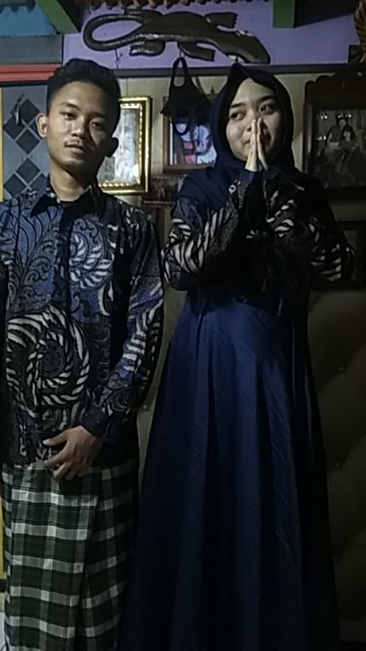 Maura Couple - Sania Ruffle Batik Couple Ori Ndoro Jowi Garansi Termurah Shopee - Batik Modern Solo