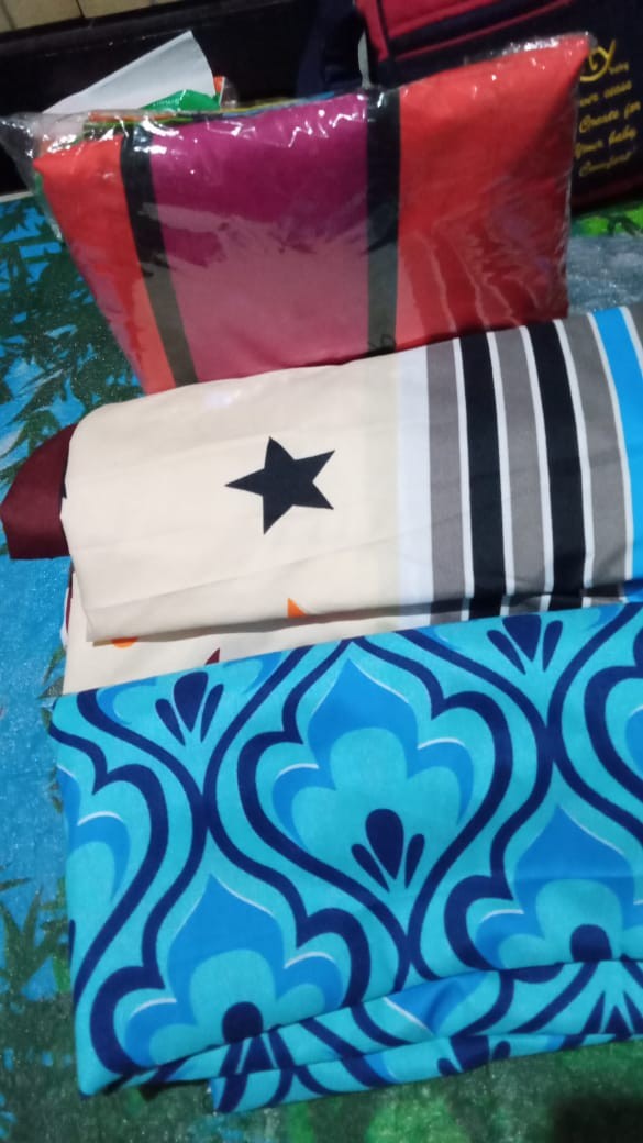 Sprei Karet Sudut Seprei Karakter Murah  No 1 Dan 2 180x200 160x200 Bantal 2 Guling 1